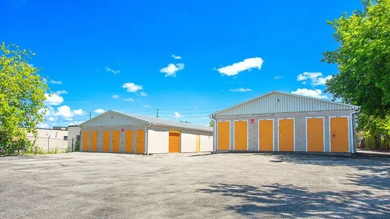 Storage Units at Access Storage - Barrie South - 100 Saunders Rd, Barrie, ON